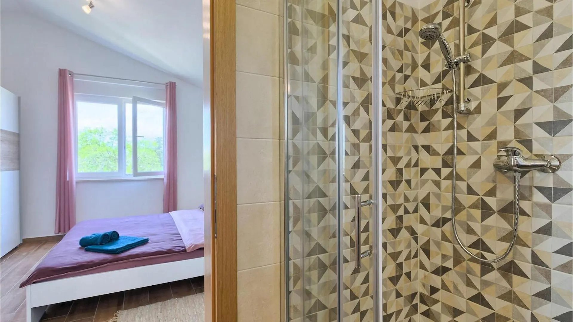 Villa Lena Sarici  Holiday home